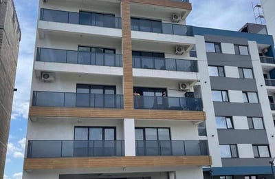 Аренда уютной 2-комнатной квартиры 55 м² в районе Mamaia, Констанца, Румыния